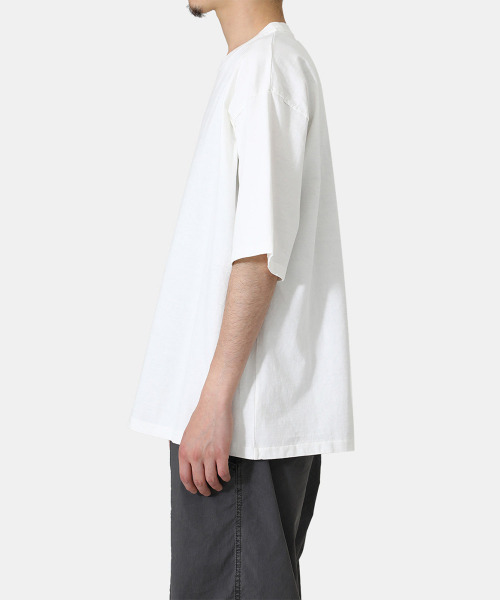 REMI RELIEF NAVY LABEL（レミレリーフネイビーレーベル）の「REMI RELIEF NAVY LABEL / レミレリーフ ネイビーレーベル：16天竺TEE (無地)：RN22309290AK[STD]（Tシャツ/カットソー・メンズ・オフホワイト/グリーン・XL/L）」の8枚目の写真
