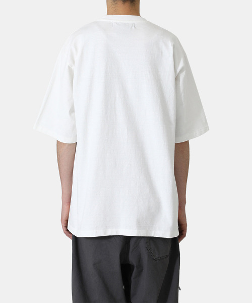 REMI RELIEF NAVY LABEL（レミレリーフネイビーレーベル）の「REMI RELIEF NAVY LABEL / レミレリーフ ネイビーレーベル：16天竺TEE (無地)：RN22309290AK[STD]（Tシャツ/カットソー・メンズ・オフホワイト/グリーン・XL/L）」の9枚目の写真