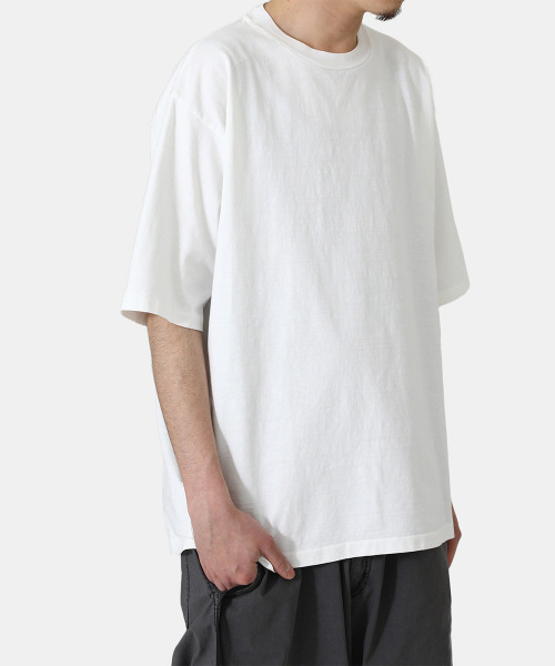 REMI RELIEF NAVY LABEL（レミレリーフネイビーレーベル）の「REMI RELIEF NAVY LABEL / レミレリーフ ネイビーレーベル：16天竺TEE (無地)：RN22309290AK[STD]（Tシャツ/カットソー・メンズ・オフホワイト/グリーン・XL/L）」の10枚目の写真