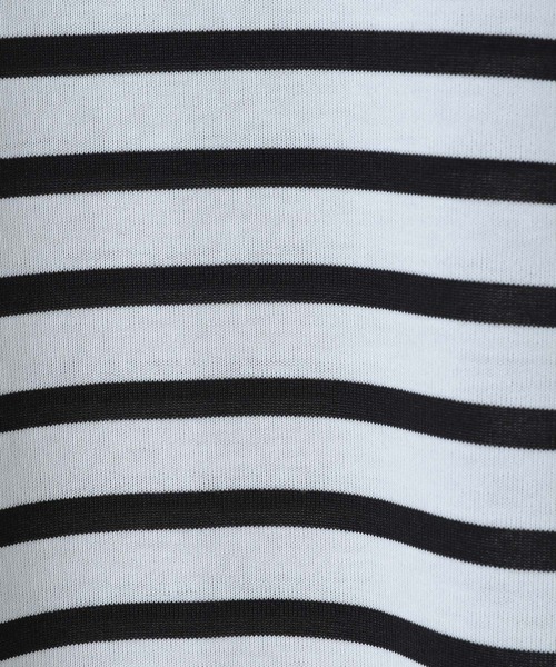 niko and...（ニコアンド）の「【UNISEX】[NUMERALS]ボーダーバスクＴシャツ（Tシャツ/カットソー・メンズ・ホワイト/ブラック・MEDIUM/LARGE）」の5枚目の写真