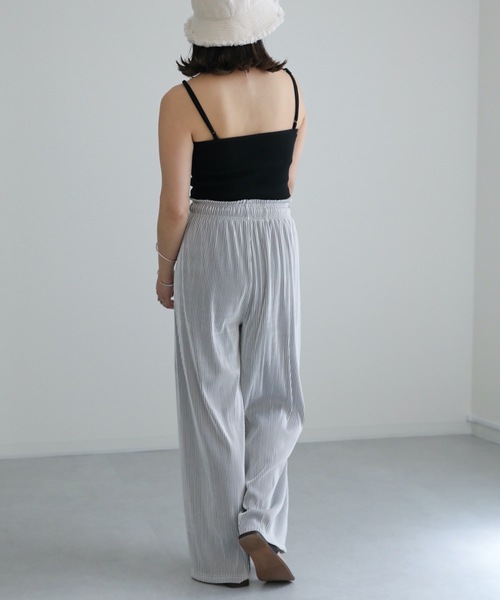 ap retro(アプレトロ)の「プリーツワイドパンツ(その他パンツ・レディース・ホワイト×ブラック/アイボリー/ブラック・FREE)」の16枚目の写真