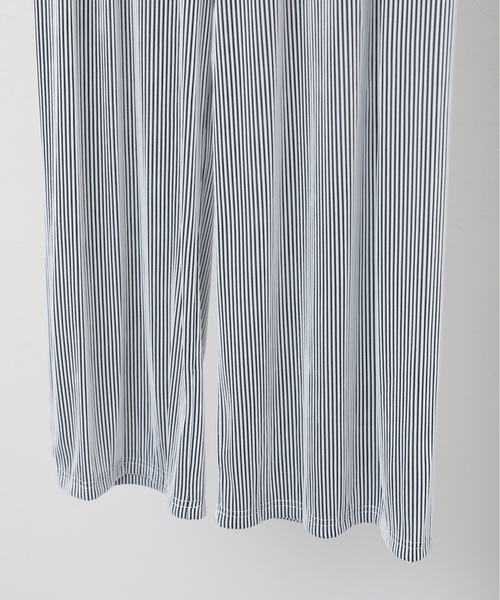 ap retro(アプレトロ)の「プリーツワイドパンツ(その他パンツ・レディース・ホワイト×ブラック/アイボリー/ブラック・FREE)」の6枚目の写真