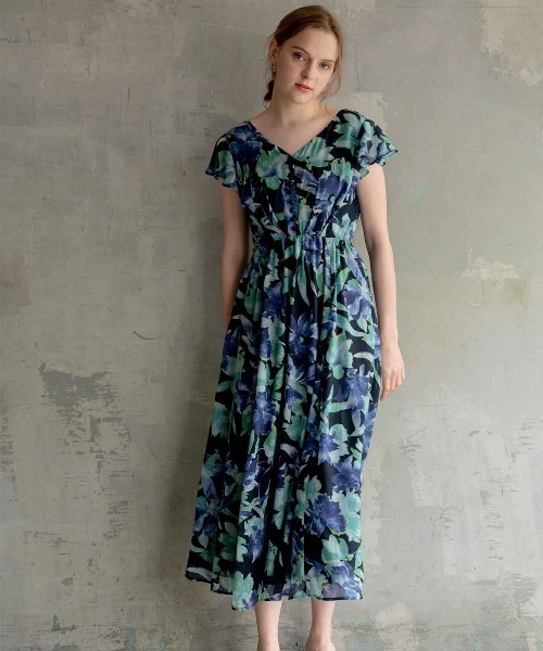 AND COUTURE（アンドクチュール）の「シェードフラワーシフォン