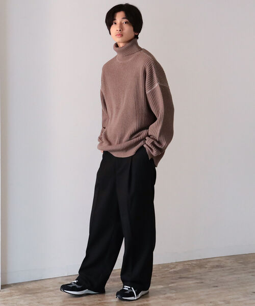 BeAMS DOT（ビームスドット）の「【WEB限定】BeAMS DOT / オーバー タートルネックニット 22AW（ニット/セーター・メンズ・ブラック系その他2/ブラウン系その他4・MEDIUM/LARGE）」の3枚目の写真