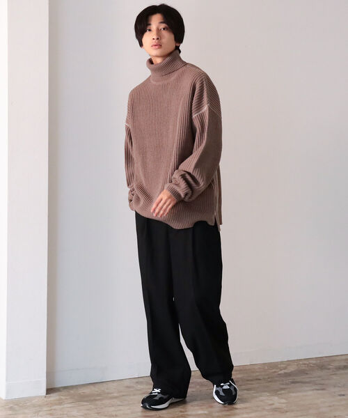 BeAMS DOT（ビームスドット）の「【WEB限定】BeAMS DOT / オーバー タートルネックニット 22AW（ニット/セーター・メンズ・ブラック系その他2/ブラウン系その他4・MEDIUM/LARGE）」の20枚目の写真