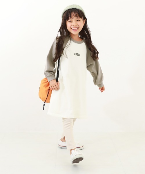 devirock（デビロック）の「ラグラン スウェットワンピース（ワンピース・キッズ・ブラック/グレー系その他/パープル系その他/ピンク系その他・110cm/100cm/120cm/130cm/140cm/150cm/160cm）」の17枚目の写真