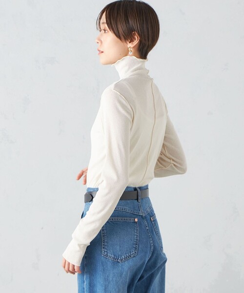 SHIPS（シップス）の「〈手洗い可能〉ドライタッチ リブ タートル（Tシャツ/カットソー・レディース・ブラック/ネイビー/オフホワイト/ブルー/ブラウン/ダークグレー/グリーン/ダークブラウン/ロイヤルブルー/ライトブルー/ピンク/イエロー/ブラウン系/ブルー系/ライトピンク・ONE SIZE）」の18枚目の写真