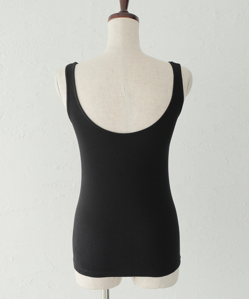 Spick & Span（スピックアンドスパン）の「≪追加≫シルクコットンリブ2WAYタンク（タンクトップ・レディース・ホワイト/ブラック/ベージュ/カーキ・FREE）」の5枚目の写真