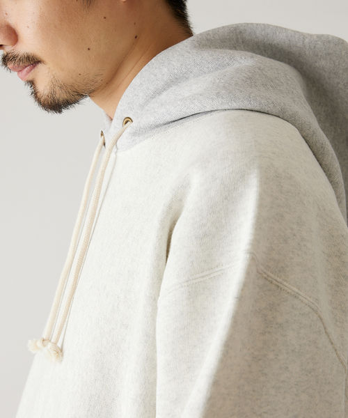 Champion（チャンピオン）の「【CHAMPION / チャンピオン】別注マルチトーン リバースウィーブパーカー（パーカー・メンズ・チャコールグレー/ブラック/ネイビー/カーキ/アイボリー・MEDIUM/LARGE/X-LARGE）」の16枚目の写真