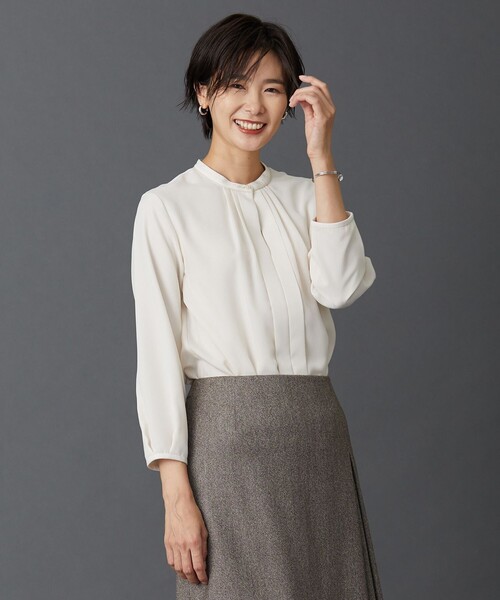 J.PRESS Ladies(J.プレス レディス)の「シャドーストライプ カットソー(Tシャツ/カットソー・レディース・アイボリー系/ホワイト系・SMALL)」の2枚目の写真