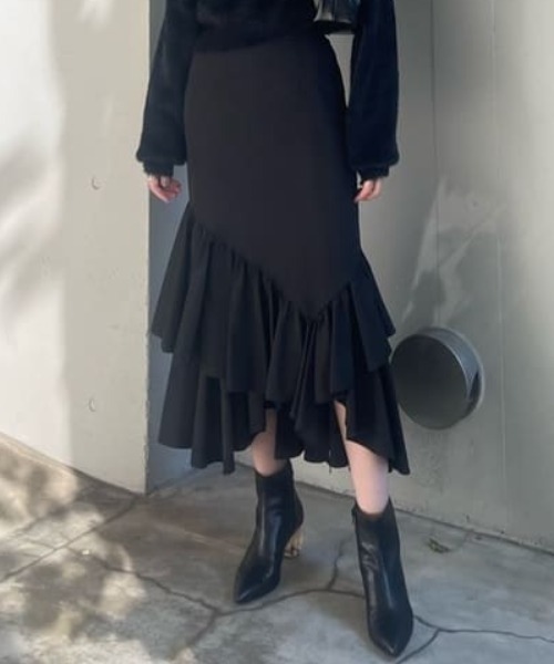 rienda(リエンダ)の「ティアードヘムマーメイドスカート(スカート・レディース・アイボリー/ブラック/カーキ/ピンク・SMALL/MEDIUM)」の3枚目の写真