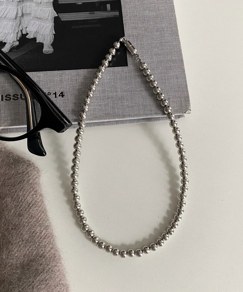 DouDou（ドゥドゥ）の「ボールチェーンショートネックレス（ネックレス・レディース・ゴールド/シルバー・FREE）」の2枚目の写真