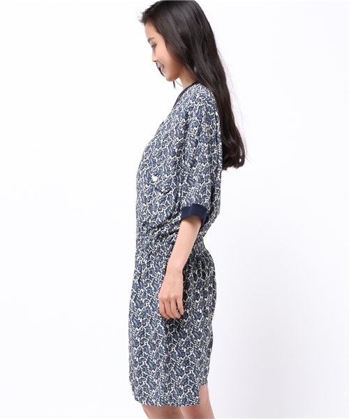 journal standard L'essage（ジャーナルスタンダードレサージュ）の「STAMMBAUM 別注ペイズリープリント オールインワン#（つなぎ/オールインワン・レディース・ブルー・36/38）」の3枚目の写真