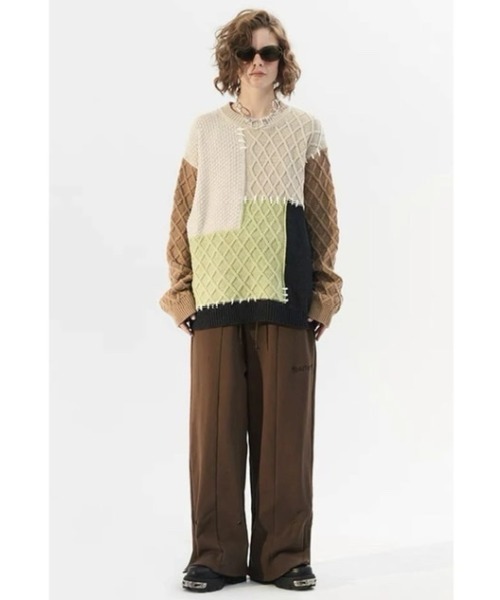 MODITEC（モディテック）の「【MODITEC/モディテック】Patchwork Knitwear/パッチワーク セーター ニット ステッチ デザイン バッジ オーバーサイズ 秋服 冬服（ニット/セーター・メンズ・ブラウン・L）」の3枚目の写真