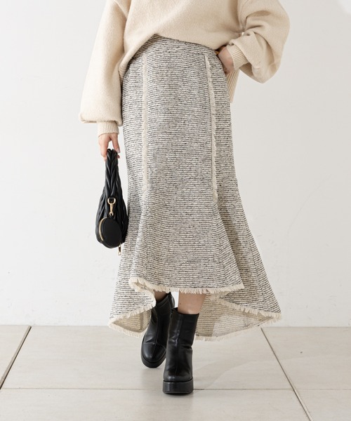 Chico（チコ）の「ツイードタイトマーメイドロングスカート（スカート・レディース・ブルー/ベージュ系その他/ブラック/ベージュ・FREE）」の22枚目の写真