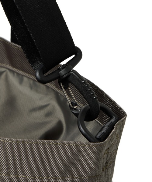 NEW ERA（ニューエラ）の「ニューエラ トートバッグ ジムバッグ（トートバッグ・メンズ・ブラック/ストーン/オリーブ・FREE）」の21枚目の写真