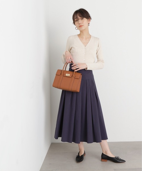 N.（N. Natural Beauty Basic）（エヌエヌナチュラルビューティーベーシック）の「◆レーヨンコットン混Ｖネックリブカーディガン（カーディガン/ボレロ・レディース・クリーム/ライラック/ベージュ/イエロー・MEDIUM）」の8枚目の写真