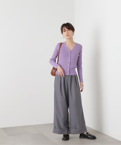 N.（N. Natural Beauty Basic）（エヌエヌナチュラルビューティーベーシック）の「◆レーヨンコットン混Ｖネックリブカーディガン（カーディガン/ボレロ・レディース・クリーム/ライラック/ベージュ/イエロー・MEDIUM）」の13枚目の写真