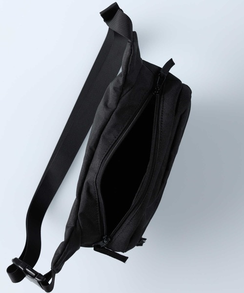 CAMP7（キャンプセブン）の「【CAMP7】CAMP7ボディバッグ（ボディバッグ/ウエストポーチ・レディース・ブラック/ベージュ・ONE SIZE）」の7枚目の写真