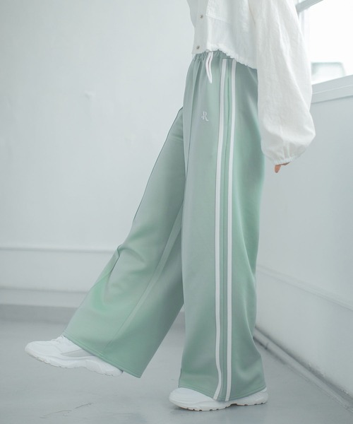 repipi armario（レピピ アルマリオ）の「ルーズトラックパンツ（その他パンツ・キッズ・ミント/ブラック/アイボリー系2・SMALL/MEDIUM/LARGE）」の3枚目の写真