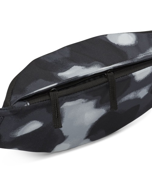 NIKE（ナイキ）の「ナイキ ヘリテージ ファニー パック (3L) / Nike Heritage Fanny Pack (3L)（ボディバッグ/ウエストポーチ・メンズ・ブラック/ブルー・ONE SIZE）」の7枚目の写真