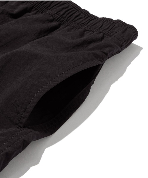 THE NORTH FACE（ザノースフェイス）の「THE NORTH FACE/ザ・ノース・フェイス バーサタイルミッド/VERSATILE MID 撥水/水陸両用/ワンポイント ナイロンショーツ NB42331（その他パンツ・メンズ・イエロー/グリーン/ブラウン/カーキ/ブラック/ブルー/エメラルド/バイオレット/ダークオレンジ/グレー/コバルトブルー/ロイヤルブルー/ライトカーキ/スモークグレー/アーミー/ブロンズ・S/M/L/XL）」の17枚目の写真