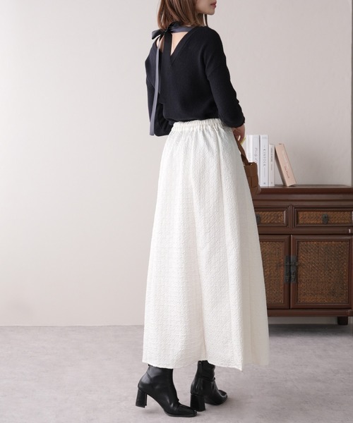 IAMUSE（アイアミューズ）の「【UとVネックの2WAYが可能】前後2wayバックリボンリブニット S0264【IAMUSE】（ニット/セーター・レディース・アイボリー/ベージュ/ブラック・FREE）」の20枚目の写真