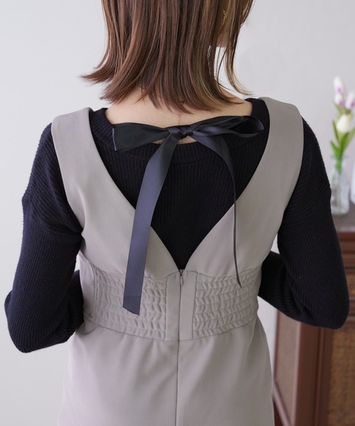 IAMUSE（アイアミューズ）の「【UとVネックの2WAYが可能】前後2wayバックリボンリブニット S0264【IAMUSE】（ニット/セーター・レディース・アイボリー/ベージュ/ブラック・FREE）」の16枚目の写真