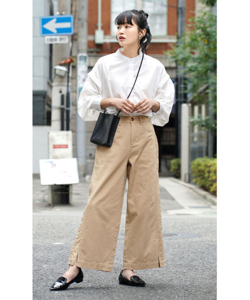 zootie(ズーティー)の「ヘビーウェイト チノ ワイドパンツ(チノパンツ・レディース・アイボリー/ブラック/オリーブ/オフホワイト/ブラウン/ベージュ/ネイビー・M/L)」の21枚目の写真