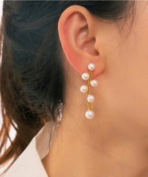 デザインピアス
