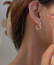デザインピアス