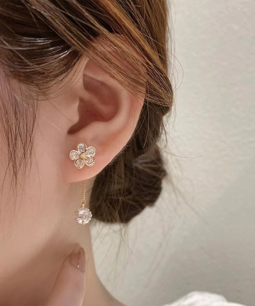 LOPASS(ロパス)の「デザインピアス(ピアス(両耳用)・レディース・その他1/その他33/ゴールド系3/その他10/ピンク/ホワイト系/その他9/その他16/その他8/T/Q/その他15/ピンク系1/B/その他27/その他6/V/その他19/その他28/H/その他7/ゴールド/その他22/P/S/その他3/その他4/E/ゴールド系1/その他25/Z/その他17/X/その他31/I/ゴールド系2/その他29/U/O/その他14/その他21/その他35/ピンク系3/その他12/L/A/ホワイト/W/N/その他23/その他13/F/ピンク系2/その他11/その他/その他34・FREE)」の12枚目の写真