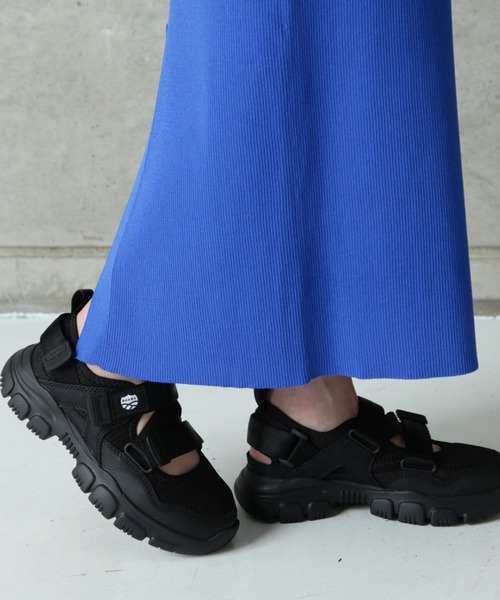 SHAKA（シャカ）の「(SHAKA)<ベージュROSE BUD限定カラー>OTTER TRAIL AT（スニーカー・レディース・ベージュ/ブラック・4/6/7/5）」の2枚目の写真