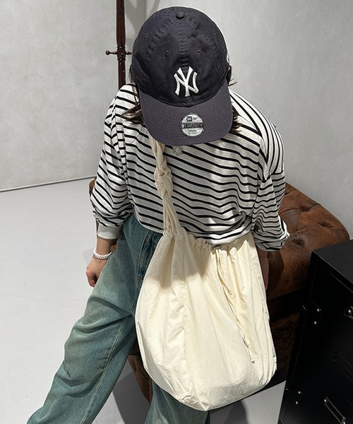 kutir（クティール）の「ナイロンショルダーバッグ（ショルダーバッグ・レディース・アイボリー/ブラック/グリーン・FREE）」の14枚目の写真