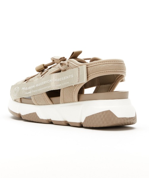MAISON MAVERICK PRESENTS（メゾンマベリックプレゼンツ）の「MAISON MAVERICK PRESENTS（メゾン・マベリック・プレゼンツ）ロゴダッドサンダルスニーカー/MS2326（サンダル・レディース・ブラック/ホワイト/ベージュ・S/M/L）」の5枚目の写真