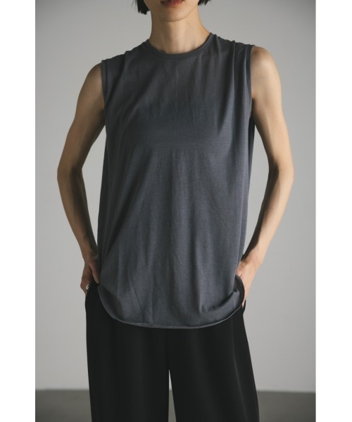 STYLEMIXER（スタイルミキサー）の「シアーバックシームタンク（タンクトップ・レディース・グレー/ベージュ/ブラック/ホワイト・FREE）」の4枚目の写真