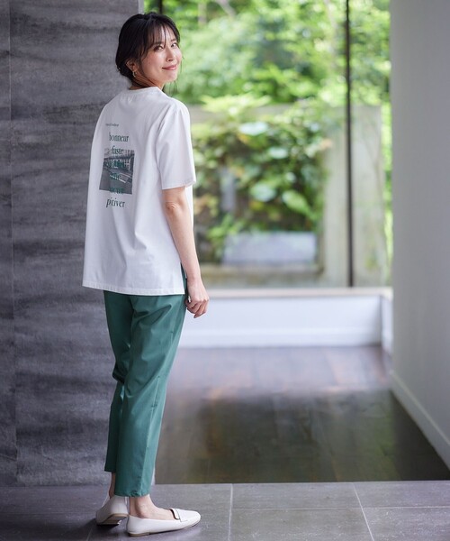 ANY(エニィ)の「【接触冷感/UVケア】アソートロゴ半袖Tシャツ(Tシャツ/カットソー・レディース・アイボリー系3/アイボリー系/ダークブラウン系・3/2)」の21枚目の写真