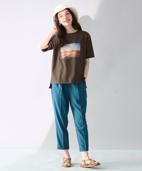 ANY(エニィ)の「【接触冷感/UVケア】アソートロゴ半袖Tシャツ(Tシャツ/カットソー・レディース・アイボリー系3/アイボリー系/ダークブラウン系・3/2)」の8枚目の写真