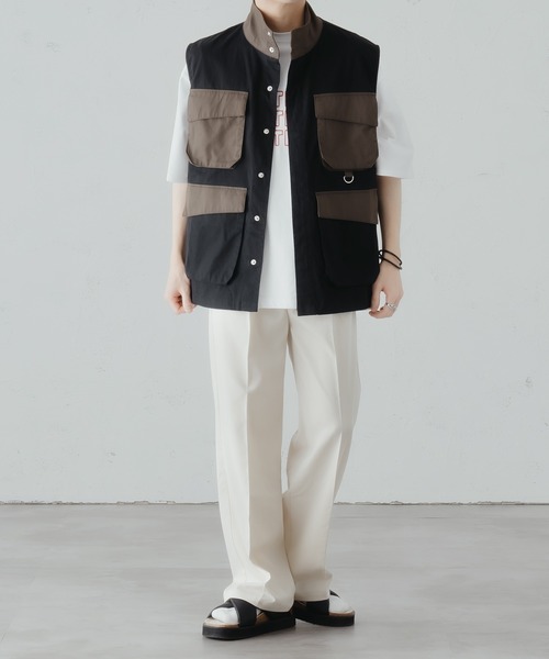 epnok（エプノック）の「マルチポケットジレベスト（ベスト・メンズ・ライトグレー/ブラック・SMALL/MEDIUM/LARGE）」の15枚目の写真