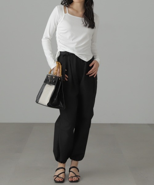 FREE'S MART（フリーズマート）の「ベルト付きパラシュートパンツ（カーゴパンツ・レディース・ブラック/ライトベージュ・MEDIUM/SMALL）」の15枚目の写真