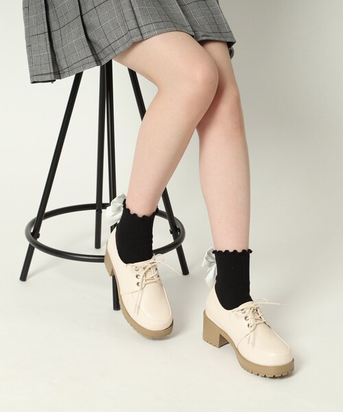 cs T&P(シーエスティーアンドピー)の「レースアップマニッシュシューズ(パンプス・レディース・ダークブラウン/ブラック/アイボリー・24.5cm/25.0cm/24.0cm/23.5cm/23.0cm/22.5cm)」の16枚目の写真