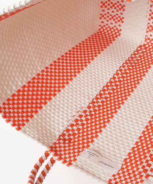 Moon Bird(ムーンバード)の「【Moon Bird/ムーンバード】手編みのメルカドバッグSTRIPE(L)(かごバッグ・レディース・レッド・FREE)」の3枚目の写真