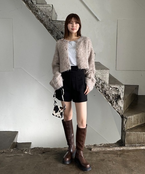 EPIMI E'PIMMY（エピミエピミー）の「【ハンドウォッシャブル】シャギーショートクルーカーディガン（カーディガン/ボレロ・レディース・グレー/ブラック/オフホワイト/ピンクベージュ/ベージュ・MEDIUM）」の12枚目の写真