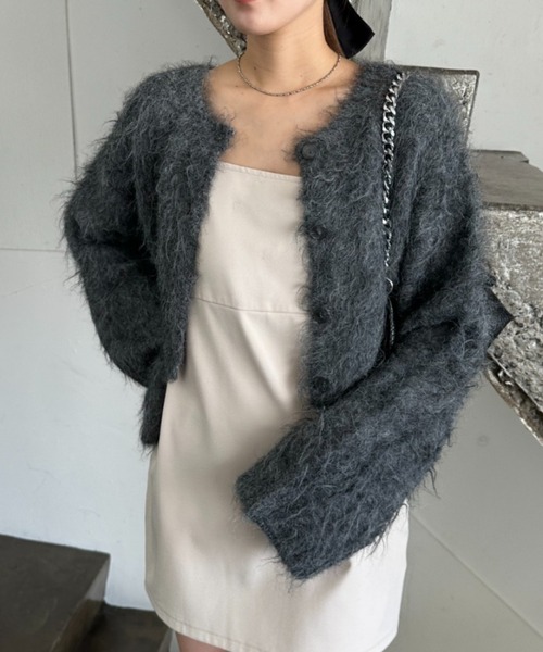 EPIMI E'PIMMY（エピミエピミー）の「【ハンドウォッシャブル】シャギーショートクルーカーディガン（カーディガン/ボレロ・レディース・グレー/ブラック/オフホワイト/ピンクベージュ/ベージュ・MEDIUM）」の15枚目の写真