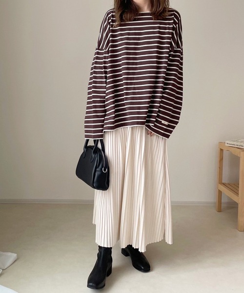 chocomee（チョコミー）の「chocomee tag loose border tops/chocomeeタグlルーズボーダートップス（Tシャツ/カットソー・レディース・ホワイト/ブラウン/ベージュ・FREE）」の4枚目の写真