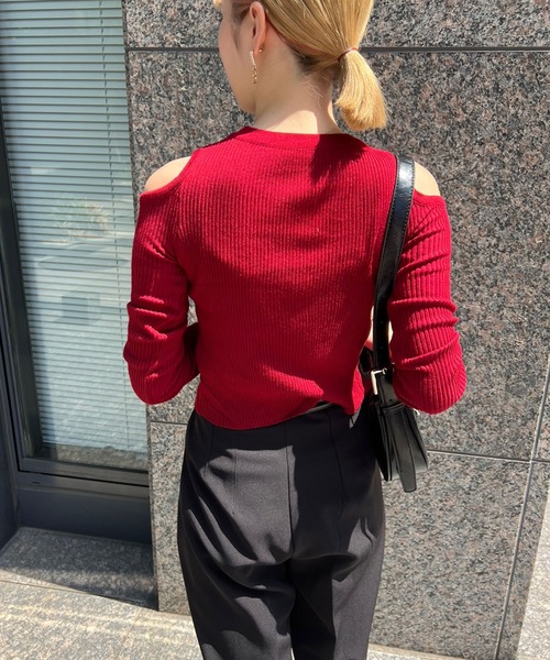 SPIGA(スピーガ)の「オープンショルダーニット(ニット/セーター・レディース・ブラック/ワイン/ホワイト・FREE)」の13枚目の写真