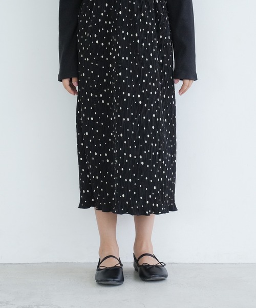 coca（coca）（コカ）の「キッズ ドット柄楊柳プリーツドッキングワンピース（ワンピース・キッズ・ブラック・140/130/110/120）」の5枚目の写真