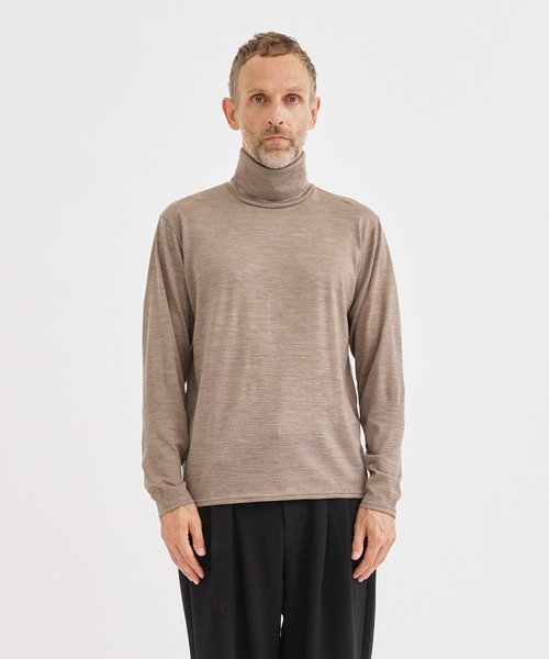 RAINMAKER(レインメーカー)の「【RAINMAKER/レインメーカー】WASHABLE-WOOL HIGH NECK SHIRT/ウォッシャブルウールハイネックシャツ(ニット/セーター・メンズ・ベージュ/ブラック・4/3)」の4枚目の写真