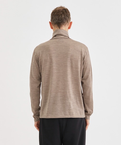 RAINMAKER(レインメーカー)の「【RAINMAKER/レインメーカー】WASHABLE-WOOL HIGH NECK SHIRT/ウォッシャブルウールハイネックシャツ(ニット/セーター・メンズ・ベージュ/ブラック・4/3)」の6枚目の写真