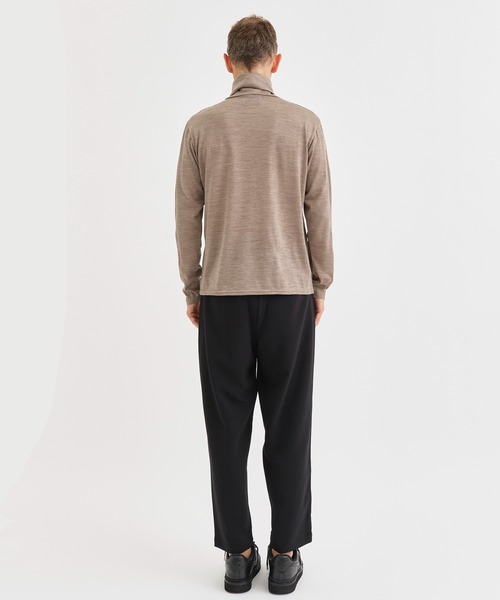 RAINMAKER(レインメーカー)の「【RAINMAKER/レインメーカー】WASHABLE-WOOL HIGH NECK SHIRT/ウォッシャブルウールハイネックシャツ(ニット/セーター・メンズ・ベージュ/ブラック・4/3)」の9枚目の写真